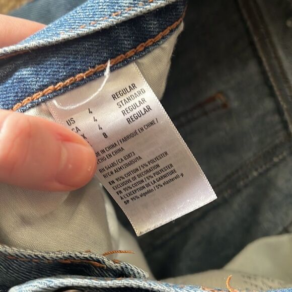 EUC WOMENS 4 AMERICAN EAGLE MOM JEANS DISTRESSED - Picture 6 of 10